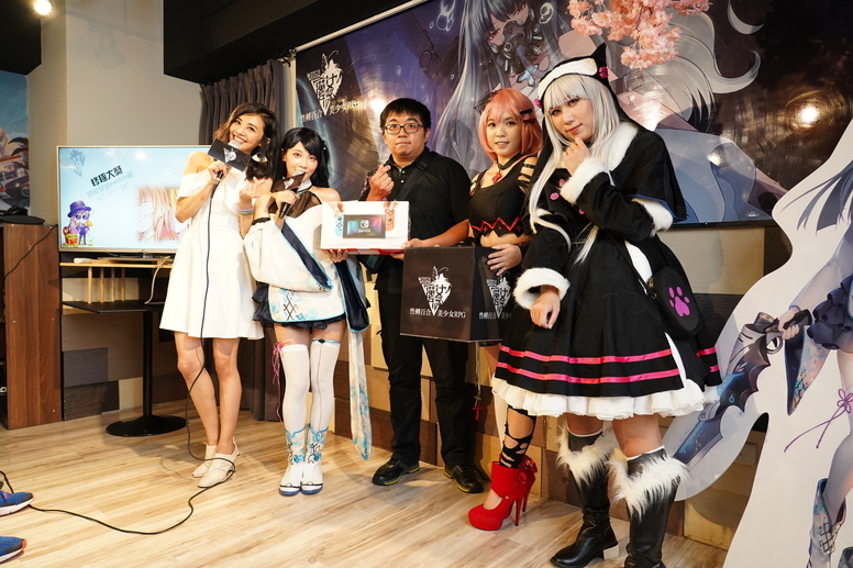 《魔女兵器》「白烛的初恋约会」现场花絮回顾 主题形象店营业中