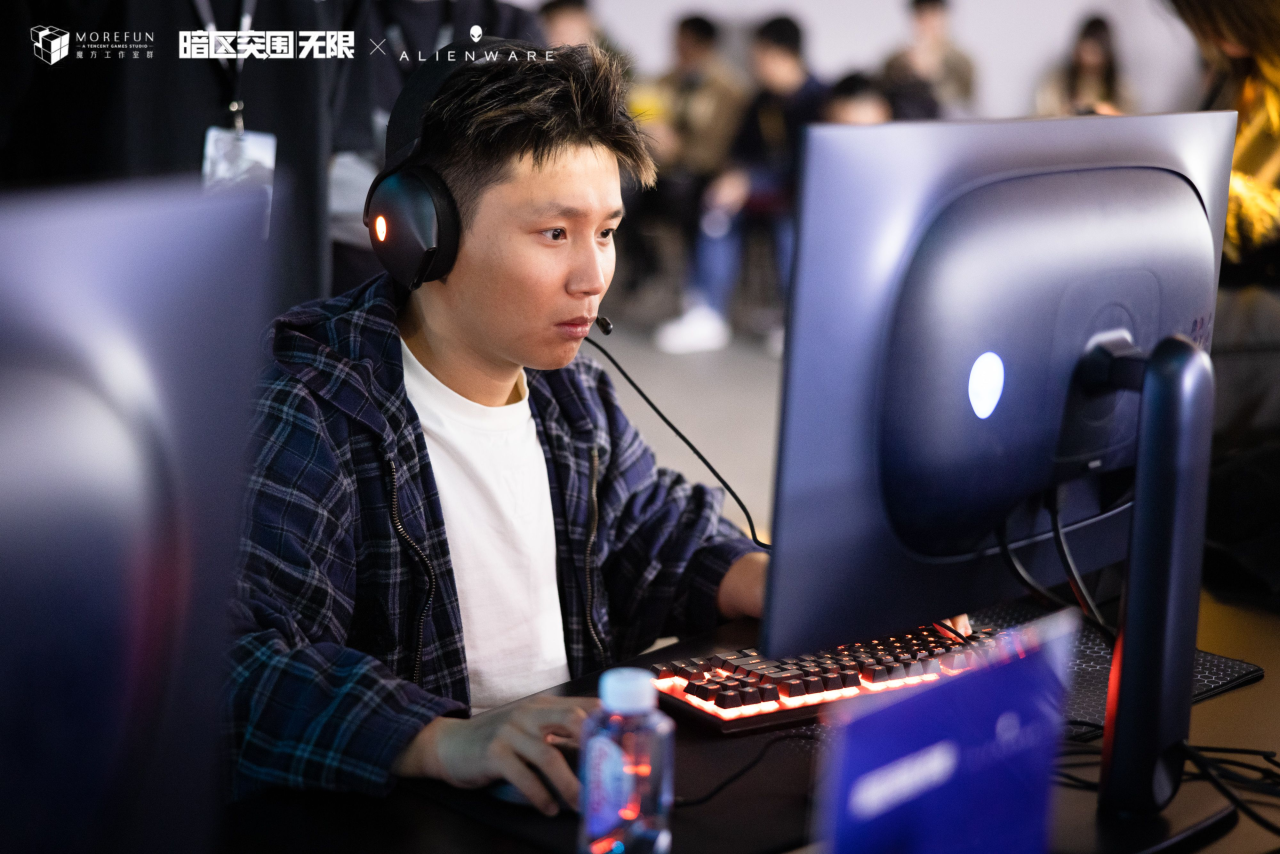 魔方首款端游《暗区突围:无限》国服定档4月29日,给射击玩家来点真刺激