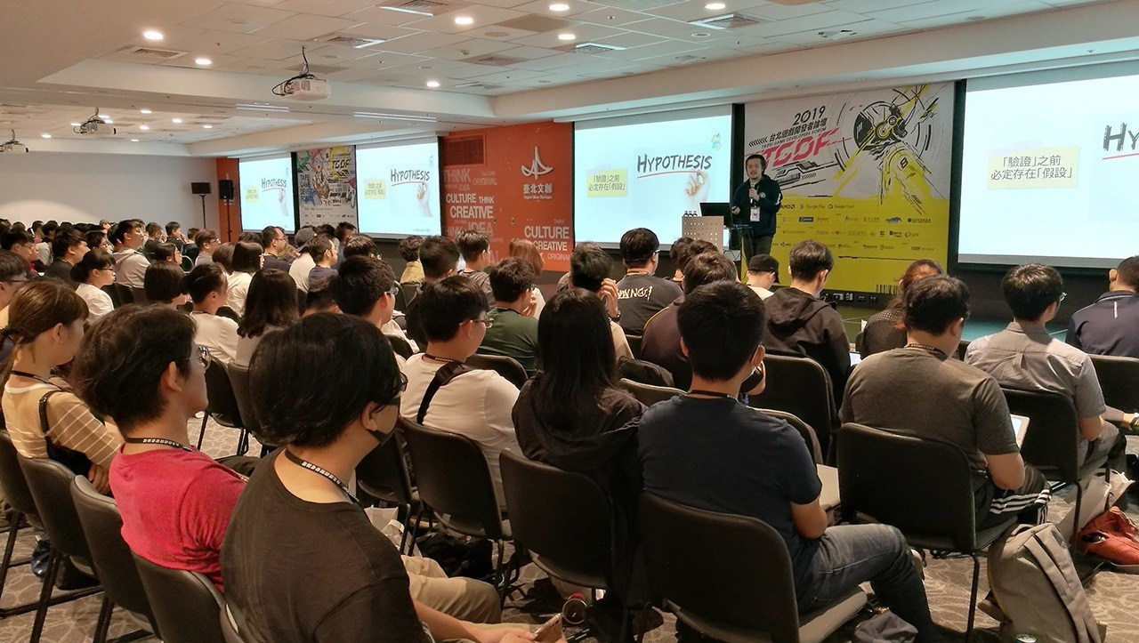 《转校生》游戏背后的团队创办心得和故事历程