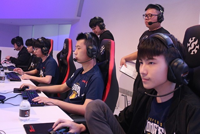 《英雄联盟》台湾第二届校园联赛高雄电竞馆决赛详情 赛果