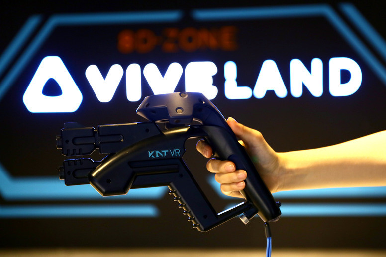 多人 VR 竞赛 Viveland 8D-ZONE7月25日开幕