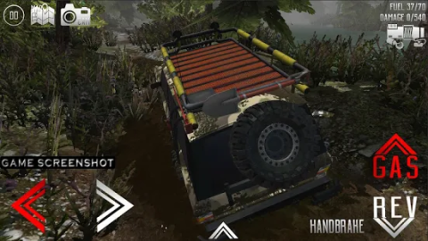 4X4 DRIVE : SUV OFF-ROAD SIMULATOR