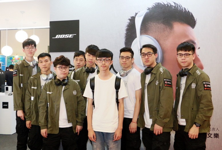 【漫博 19】《传说对决》Mad Team 表演赛 吸引大批粉丝围观