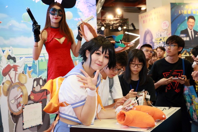 【漫博 19】《非人学园》举办现场对战 众多玩家热情参与