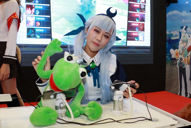 【漫博 19】《非人学园》举办现场对战 众多玩家热情参与