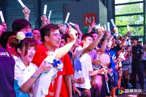 【CJ 19】《Love Live! 学园偶像祭》粉丝见面会现场有什么活动福利?