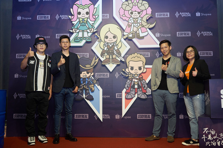 《传说对决》联合「STAYREAL」跨界推出角色萌版肖像 T恤