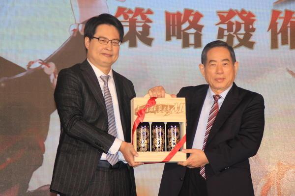 游戏新干线×宇峻奥汀共推《三国群英传M》 最快什么时候上线