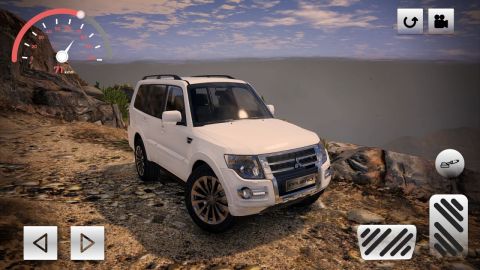 Pajero Sport: 4x4 Jeep Cars