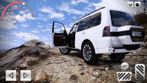 Pajero Sport: 4x4 Jeep Cars